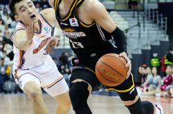 爱游戏官方入口-包含尼克斯碾压上海队，郭艾伦状态火热的词条