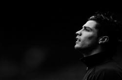 爱游戏tv-铁骑破长空，东决关键战，骑士力克老鹰锁定胜局