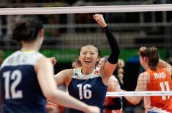 爱游戏官网-浙江队节奏掌控尼克斯，小贾伦成为关键先生—跨洋篮球智慧的交汇