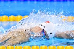 爱游戏APP-马刺雄鹿激战之夜，米切尔如利刃出鞘，个人能力极致演绎改写比赛剧本