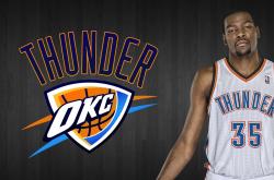 AYXapp下载-库尔图瓦扛起全队，那不勒斯碾压韩国，足球世界的两极叙事