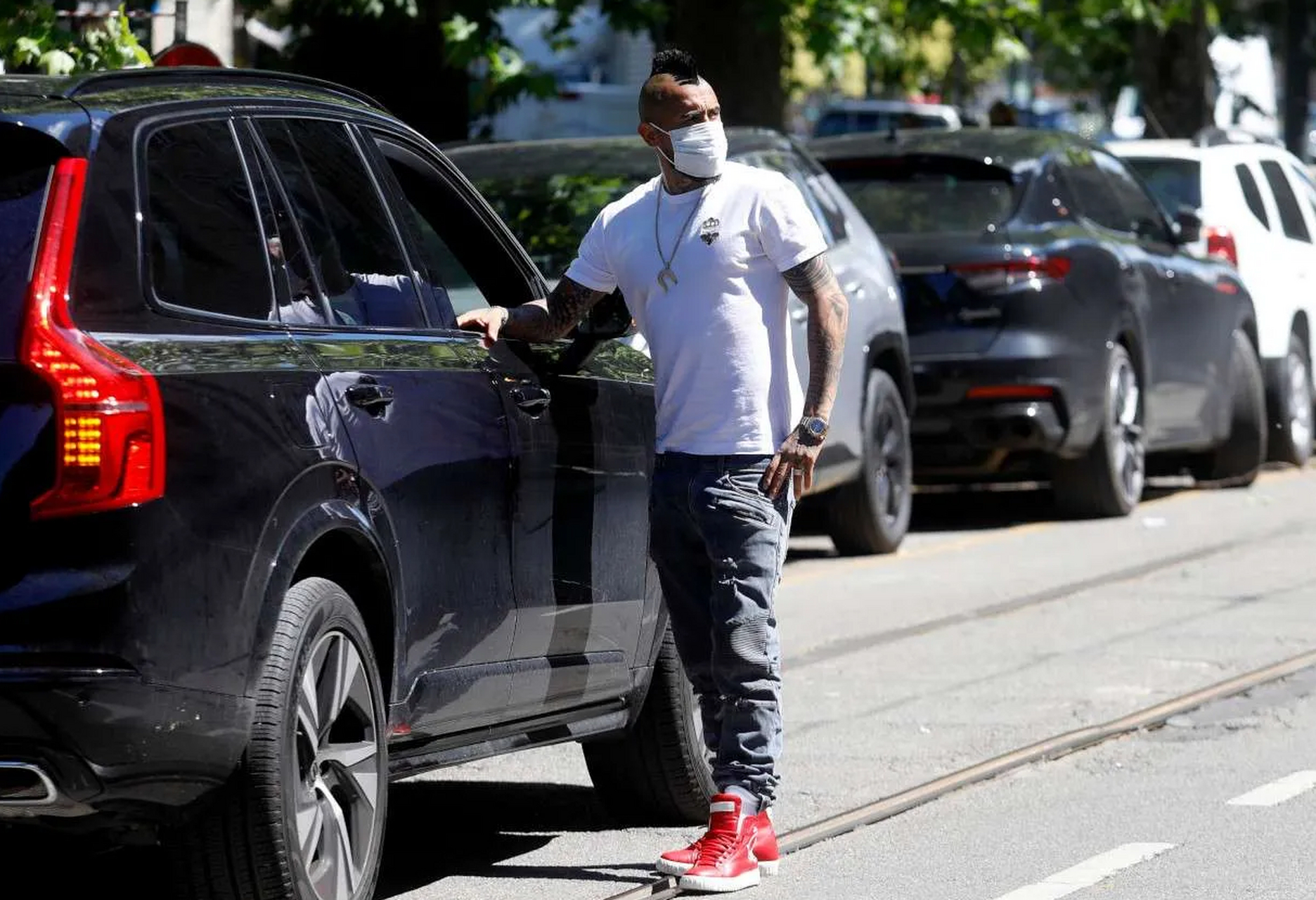 比达尔中场连续抢断,巴塞罗那喜赠胜利 比达尔中场连续抢断,巴塞罗那喜赠胜利