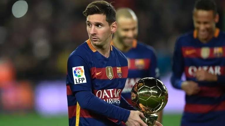 包含重磅揭示！足球传奇恢弘神迹再度展现的词条