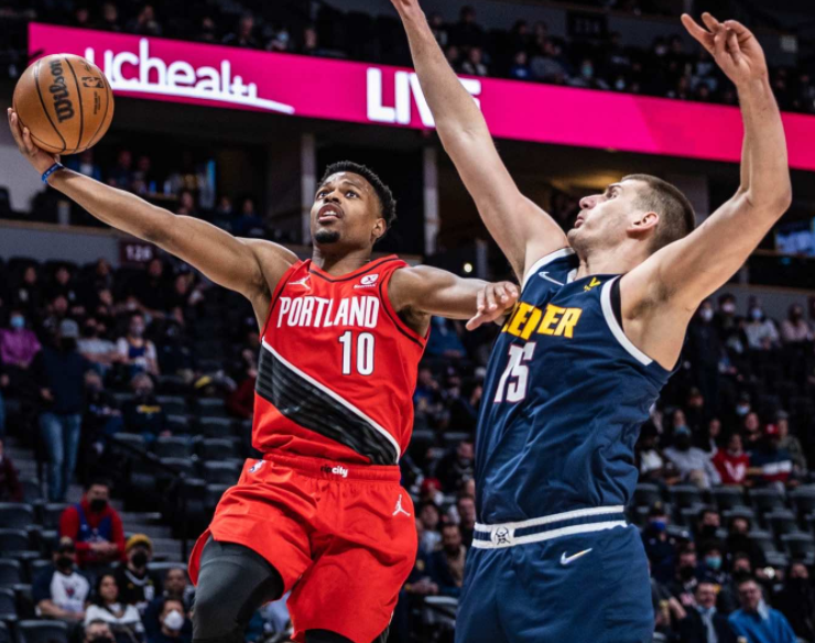 德国队完胜韩国队，李梓嘉状态火热的简单介绍