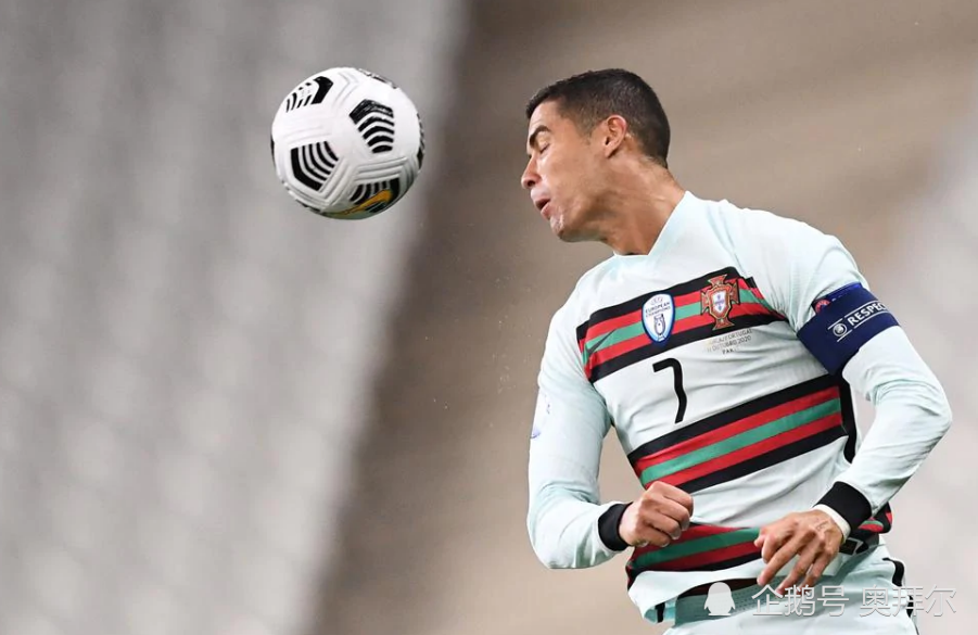 关于蒙彼利埃零封巴黎FC，继续领跑法国联赛的信息