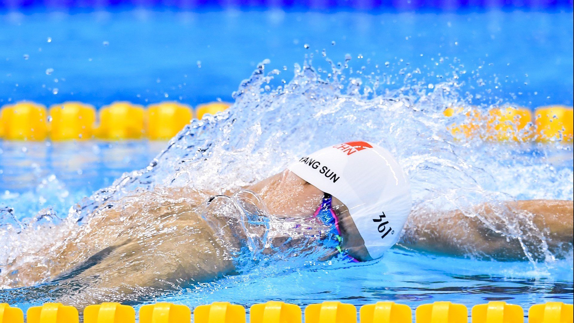 蓝黑军团力克瑞士劲旅，穆勒稳定输出诠释现代足球核心价值